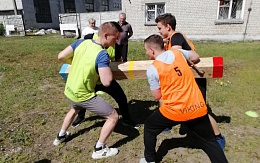 Студенты БГТУ приняли участие в мастер-классе по силовому экстриму в упражнении «Пул-пуш»